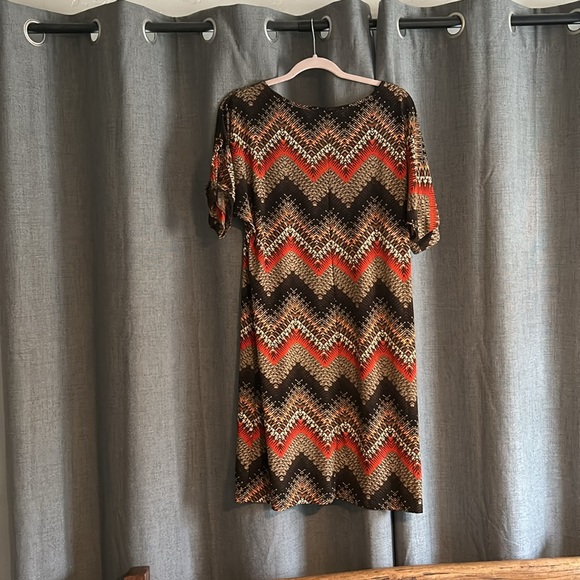 Women’s patterned dress - Picture 5 of 5